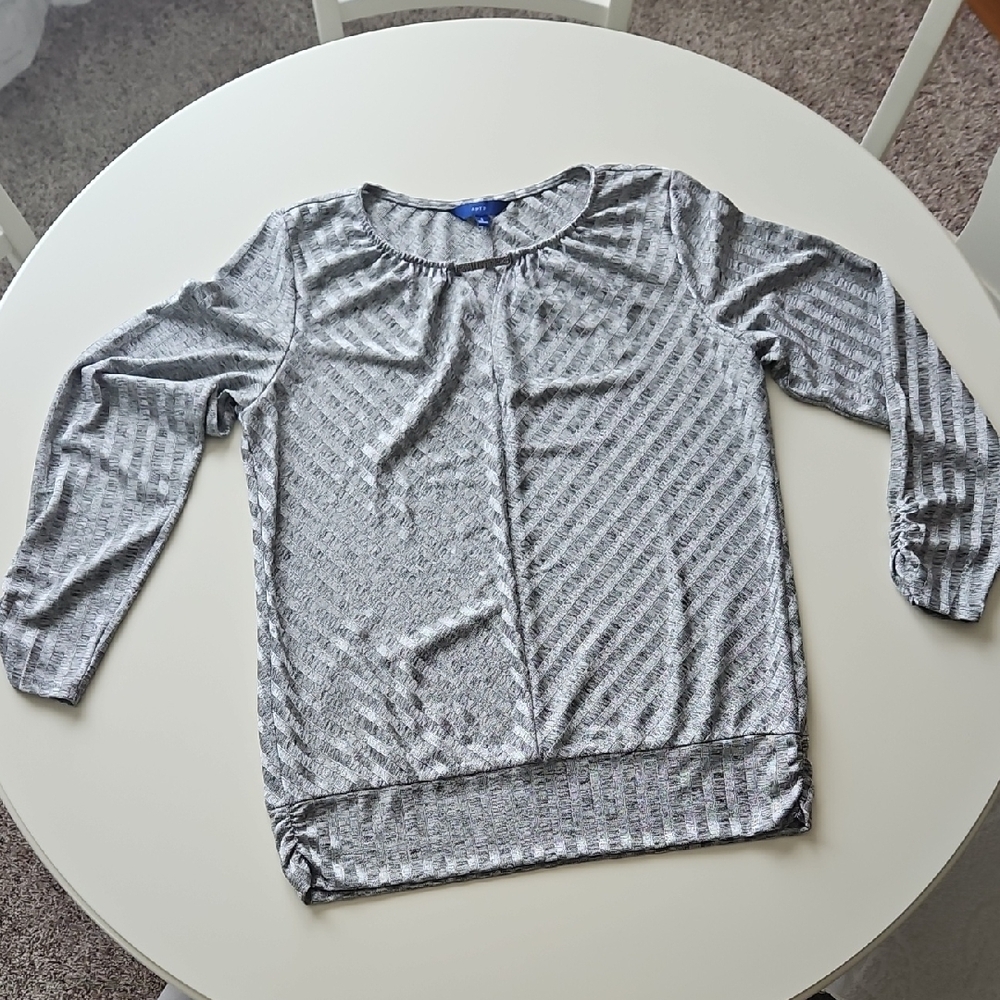 Stylish Gray Top